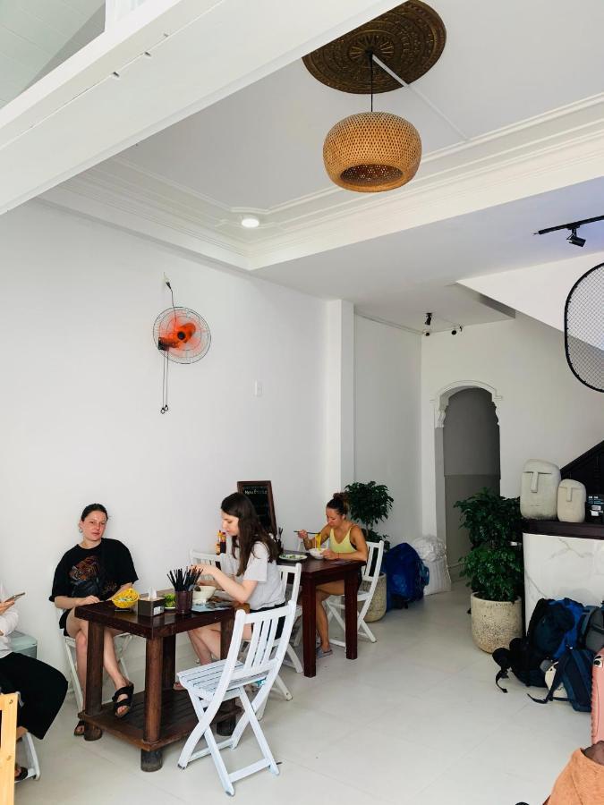 Dom Hostel And Bar 会安 外观 照片