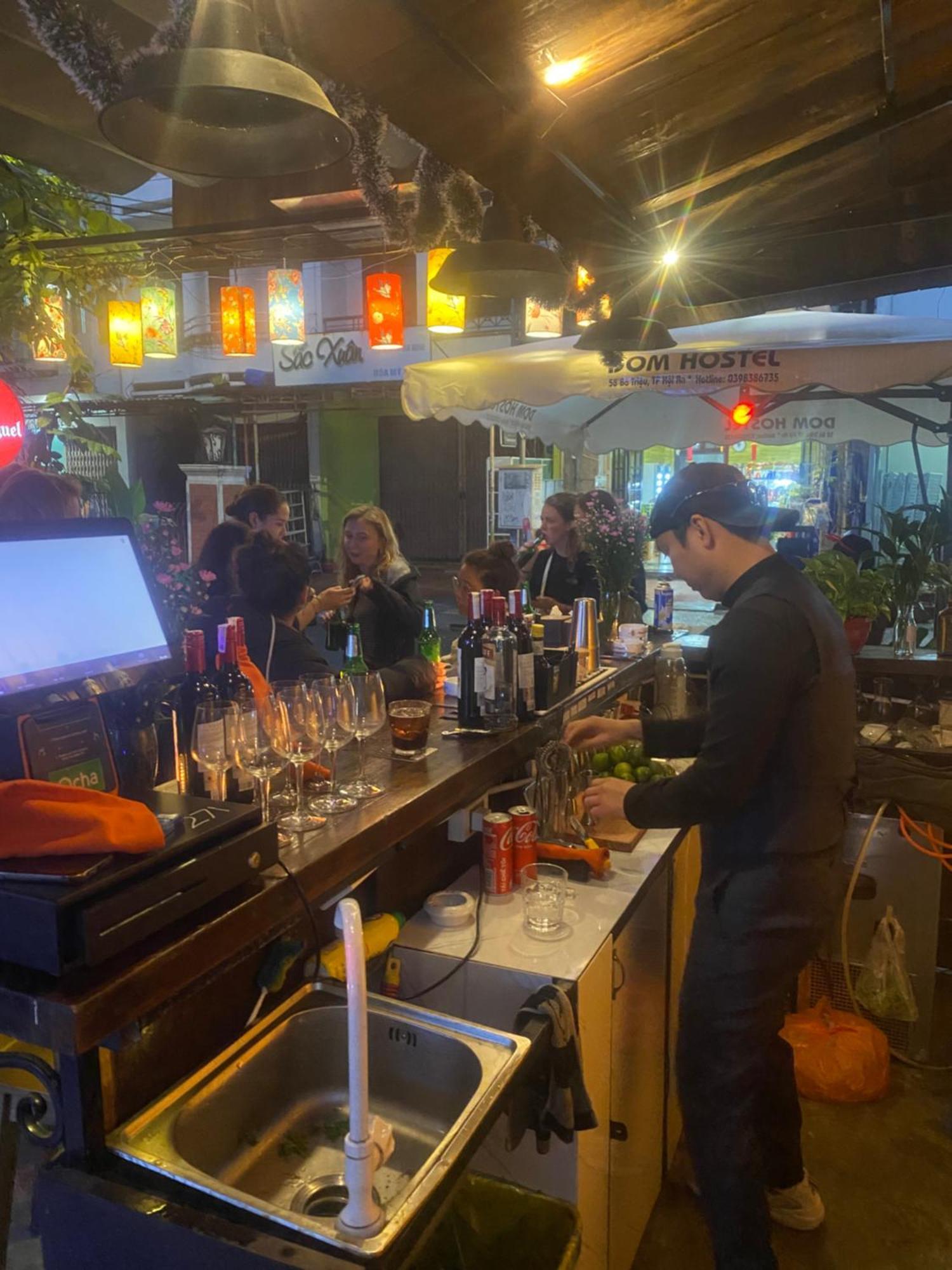 Dom Hostel And Bar 会安 外观 照片