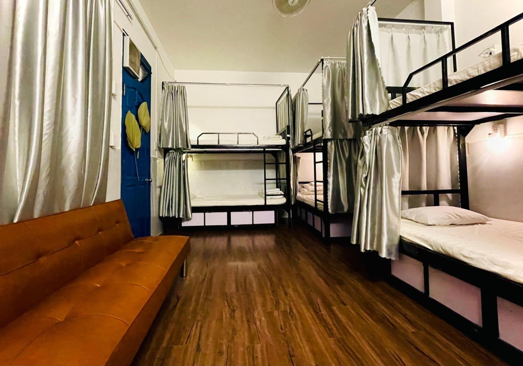 Dom Hostel And Bar 会安 外观 照片